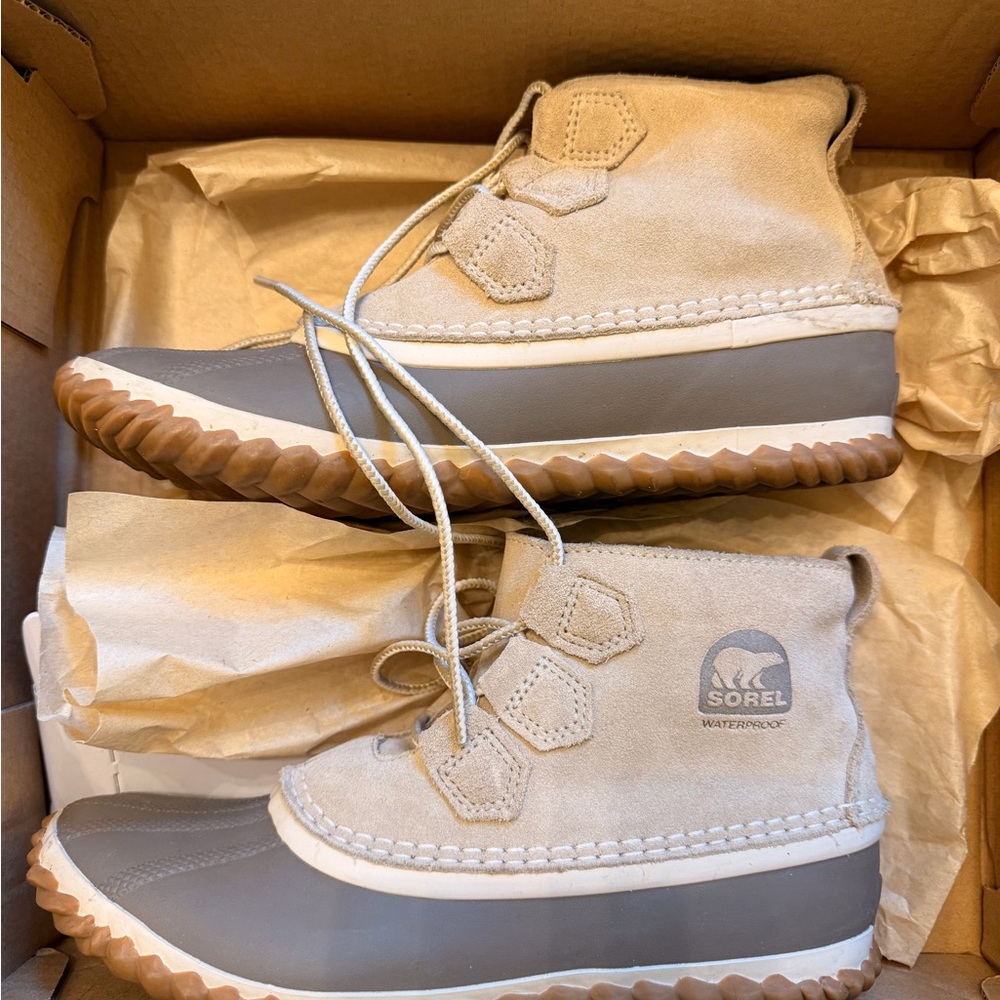 Sorel Women’s Tan and Gray Waterproof Booties